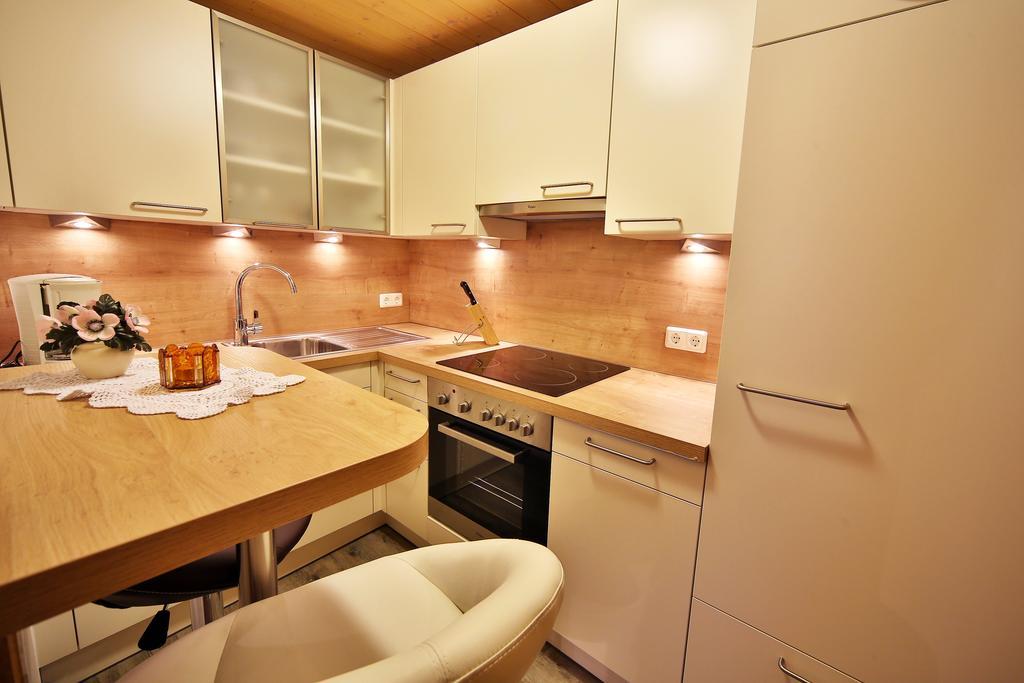 Frühstückspension Jagdhof Obertilliach Zimmer foto